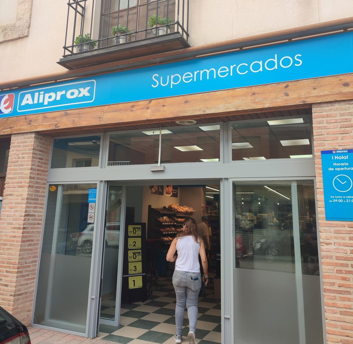 Eroski Inaugura Un Nuevo Supermercado Franquiciado En Iniesta En Cuenca Eroski Corporativo 7390