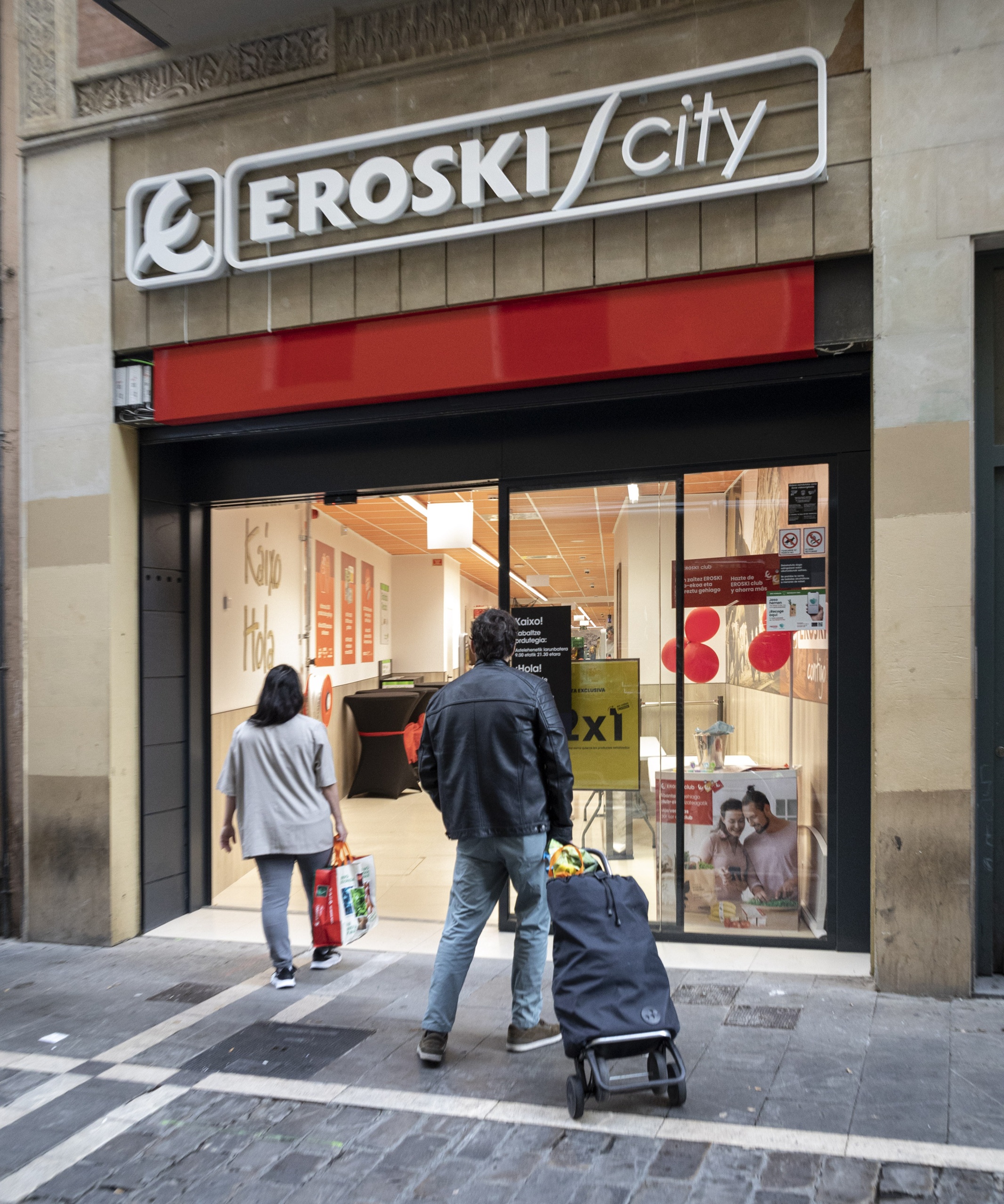 EROSKI_SUPERMERCADO PROPIO_ESTAFETA (PAMPLONA)